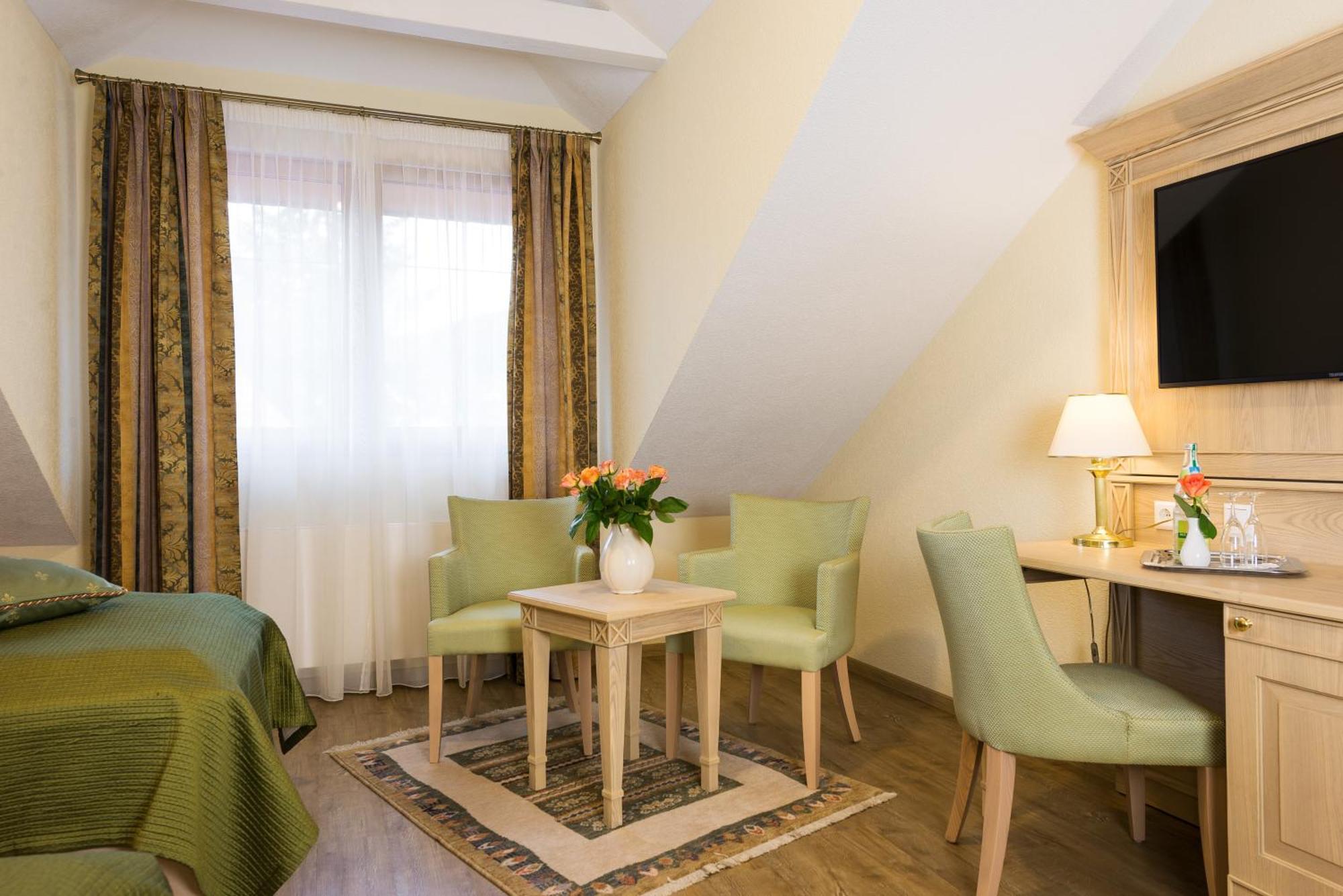Hotel Rebstock Baden-Baden Habitación foto