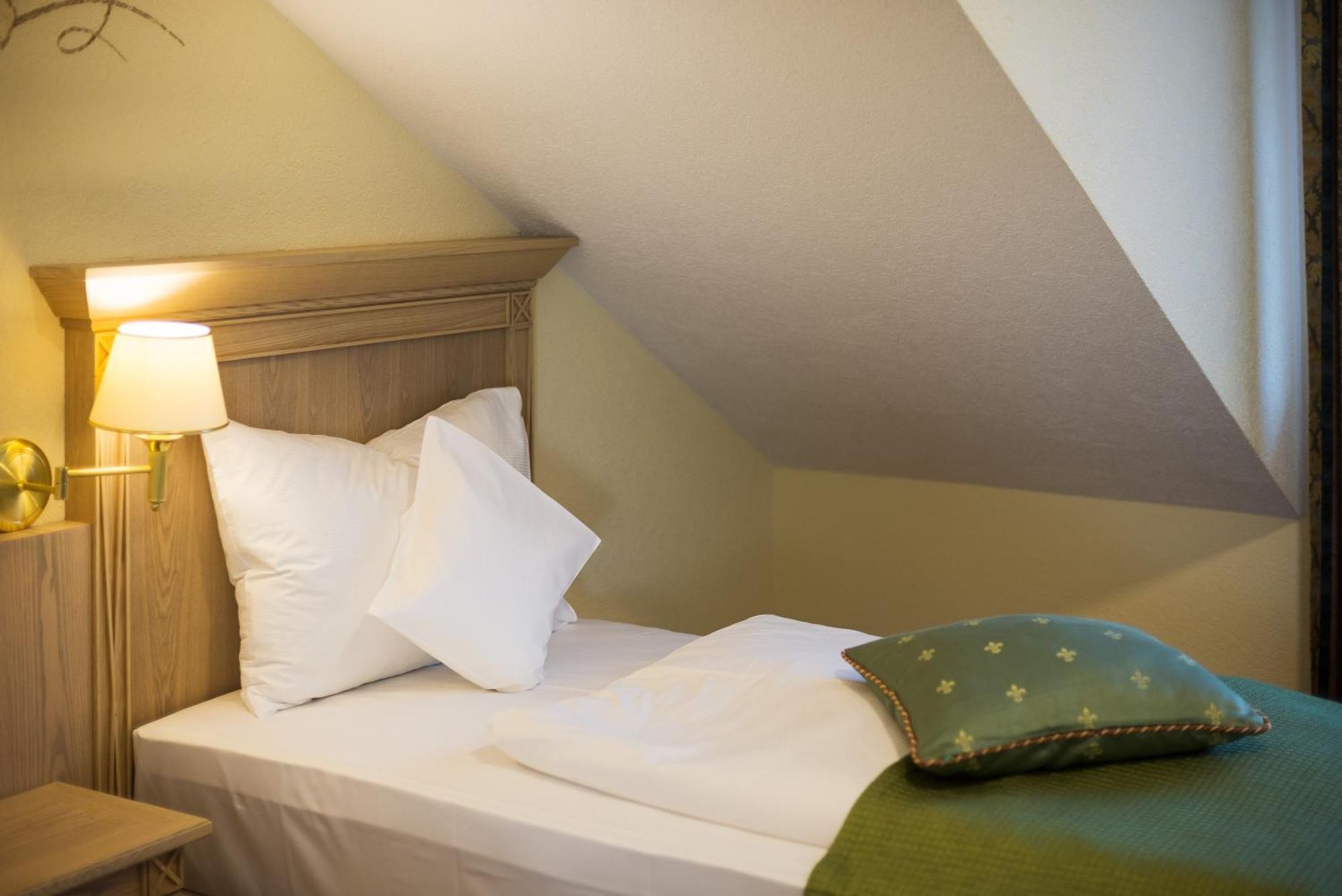 Hotel Rebstock Baden-Baden Habitación foto